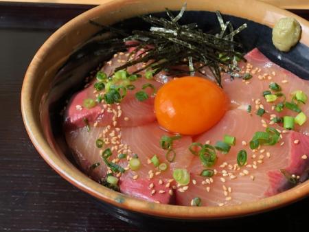 道の駅源平の里むれ　海鮮食堂じゃこや